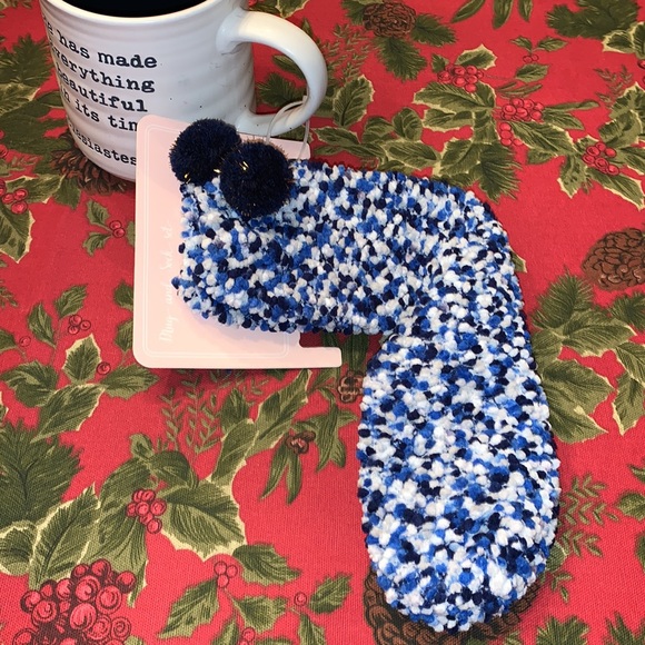 NWT Mug and Sock Set - Picture 3 of 8